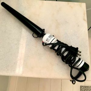 Hot Tools Extra-Long Barrel Tapered Curling Iron